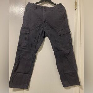 Wrangler - Mens All Terrain Gear Cargo Pants - Size 34x30 - EUC